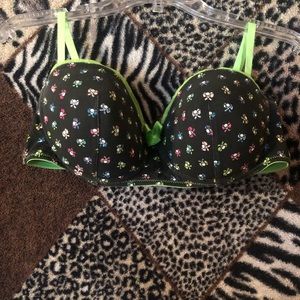 Hot Topic Skull Bra with green bows